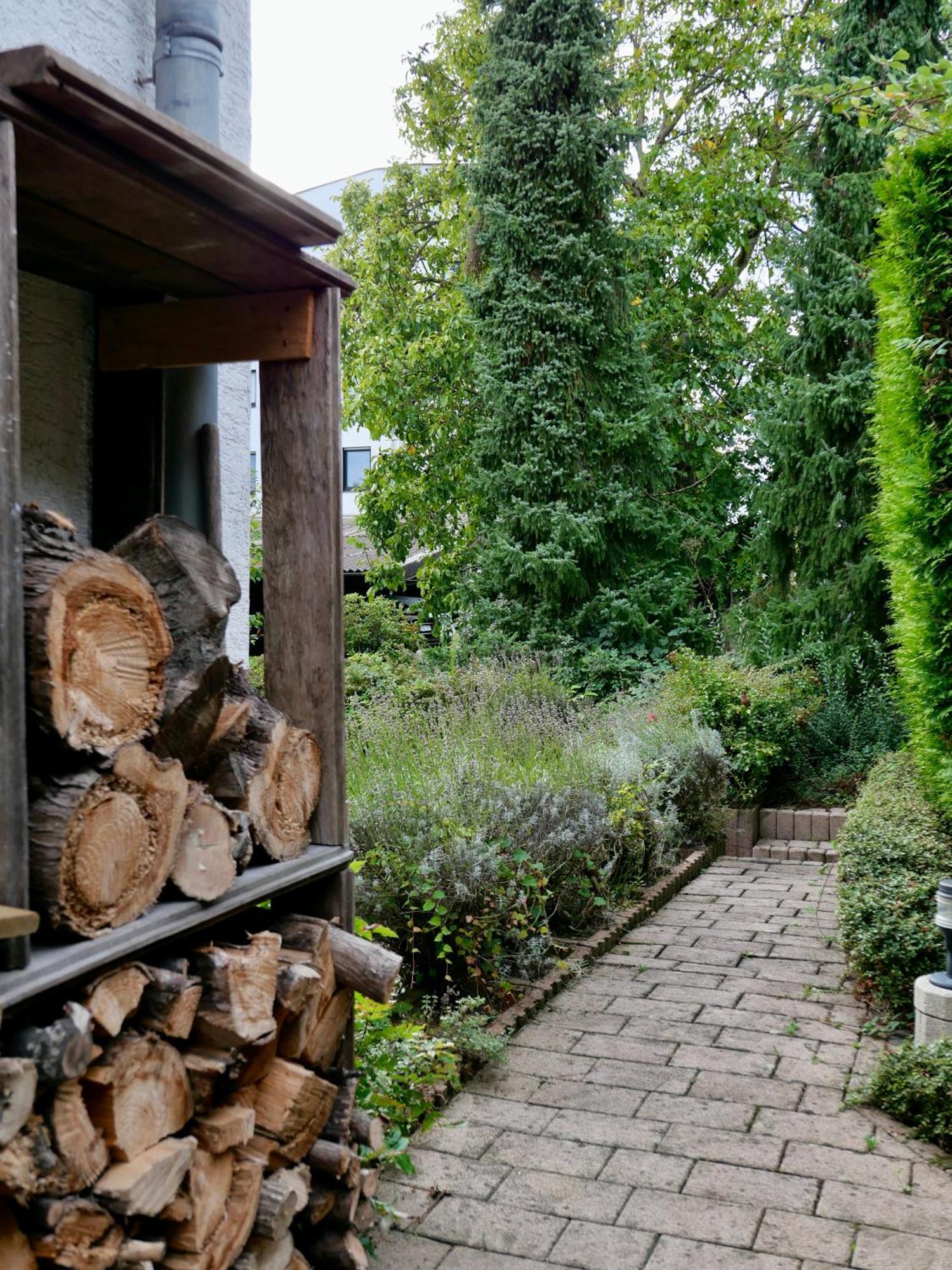 Schoenes Apartment Mit Terrasse Im Steingarten Bad Vilbel Εξωτερικό φωτογραφία